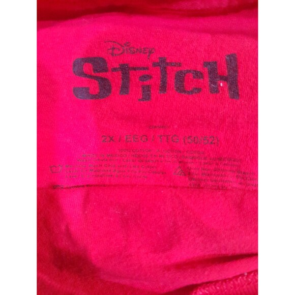 Disney Stitch Christmas T Shirt Unisex - Picture 2 of 2